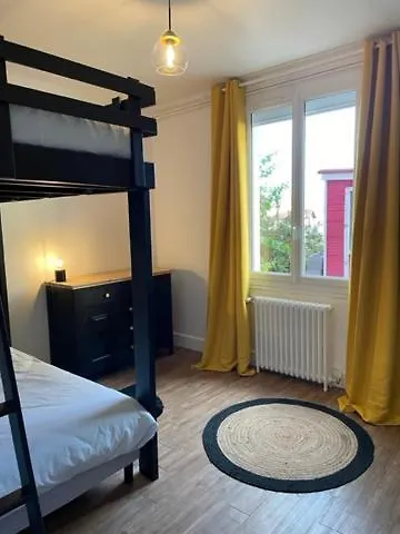 Apartment Maison Rouge Millau France